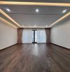Bán nhà Vũ Xuân Thiều-Long Biên 50m2 ,6 tầng,thang máy,lô góc, giá 10.xtỷ