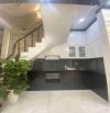 Hàng hiếm- nhỉnh 5 tỷ - nhà đẹp- full nội thất- 28m2- 5 tầng- gốc đề- gần ô tô