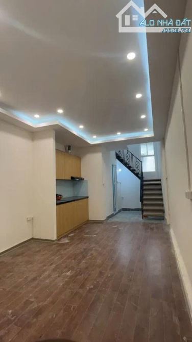 2 CĂN TẬP THỂ KHƯƠNG ĐÌNH – 68M – TẦNG 3 – THOÁNG ĐẸP – 2,68 TỶ VÀ TẦNG 3+4 - 2,55 TỶ - 4