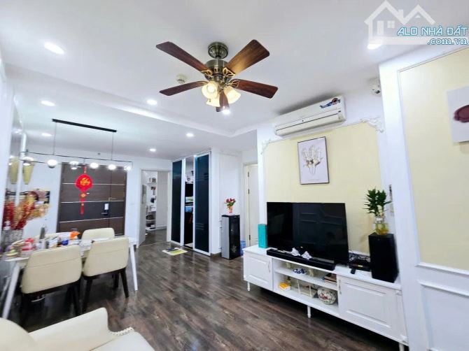 CHUNG CƯ CAO CẤP NGUYỄN TUÂN – THOÁNG ĐẸP – 65M – TẦNG CAO – GIÁ 6,7 TỶ