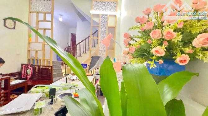 NHÀ ĐẸP THOÁNG GẦN PHỐ NGỌC HỒI – 41M – 5 TẦNG – MT 4M – GIÁ 6,75 TỶ