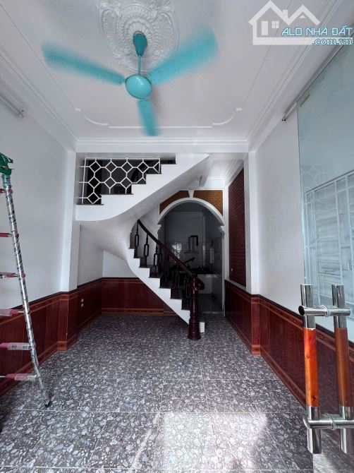 Bán đất sẵn nhà tại nguyên khê đông anh dt 35m giá 5.5 tỷ - 1