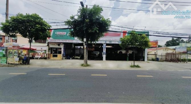 TRUNG TÂM DĨ AN - ĐT743A & NGUYỄN TRÃI - MẶT TIỀN LÔ GÓC 28M x 110M - CHỈ 75 TỶ
