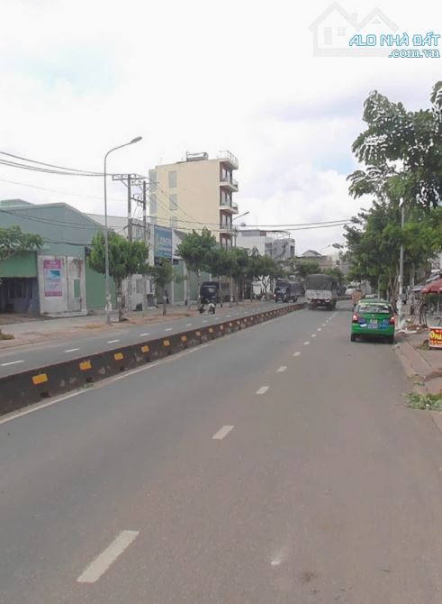 Nhà 3 tầng 2 MẶT TIỀN đường LÊ THỊ RIÊNG , phường THỚI AN, Q12, dt 50m2 (5mx11m)