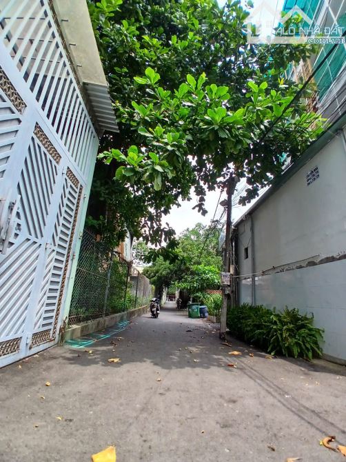 Bán đất sổ riêng Long Thạnh Mỹ, quận 9, tp. HCM, 5.2 tỷ.