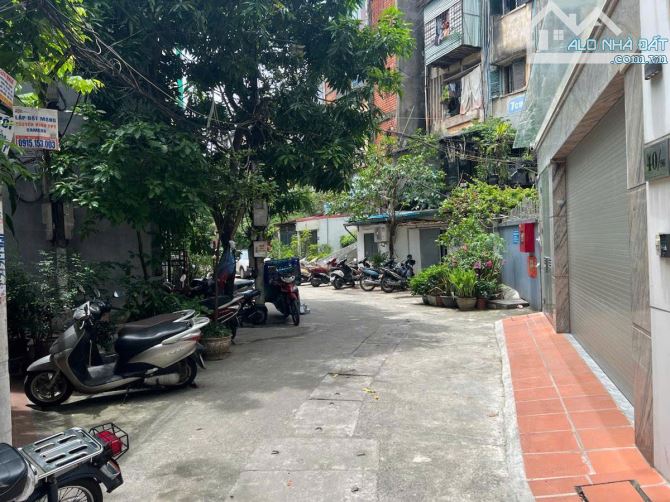 Bán đất tặng nhà, lô góc, mặt tiền rộng, nở hậu tại Võ Thị Sáu, 22,6 tỷ, 102m2, giá tốt