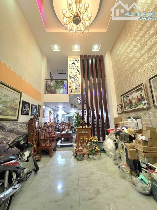 NHÀ BÌNH TÂN HẺM NHỰA 8M,GIÁP TÂN PHÚ,GẦN VĂN CAO,NGÃ TƯ 4 XÃ,73M(4×18)5TẦNG,4PN,NHỈNH 7 T