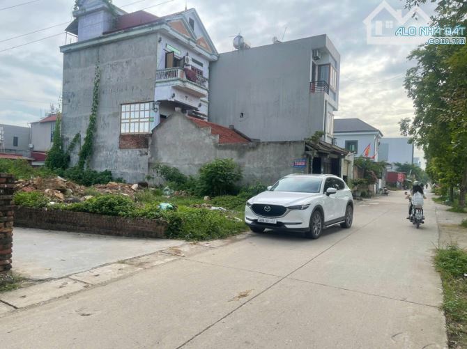 Bán đất Đông Lai Quang Tiến 76m Full thổ cư ô tô đỗ cửa giáp đấu giá Đông Lai 2,5 tỷ