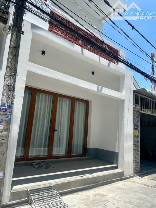 Bán nhà hẻm 50 đường Trần Hoàng Na, DT: 5m x 20m= 99m2, 1 lầu, giá: 5 tỷ