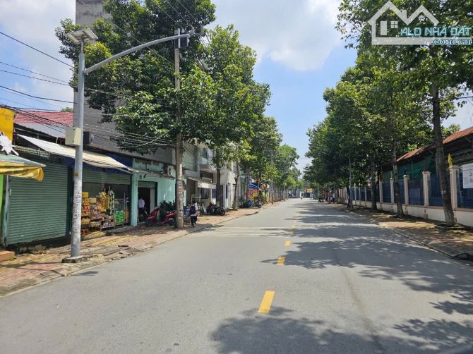 Đất mặt tiền kinh doanh sầm uất Phường Dĩ An, Tp Dĩ An