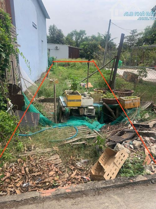 Bán 102 m2 lô đất gần CẦU ÔNG THÌN giá 2,8 tỷ