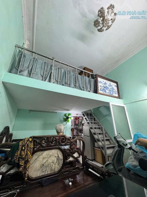 CHÍNH CHỦ BÁN NHÀ PHÂN LÔ HOÀNG MAI Diện tích 24.2m² - XD 1 tầng 1 lửng 1 tum, VỊ TRÍ ĐẸP
