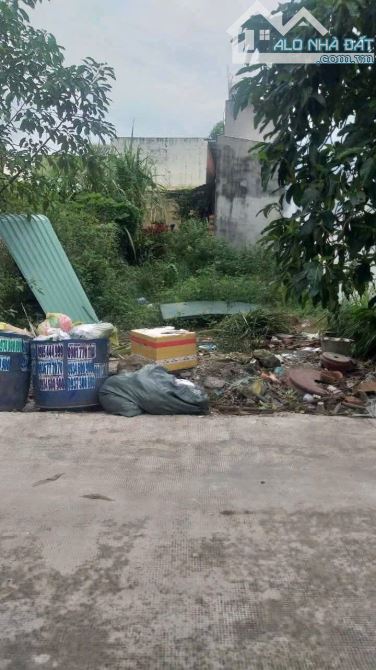 chính chủ gửi bán lô đất 90m2-giá 2 tỷ 453tr- gần chợ đầu mối hóc môn