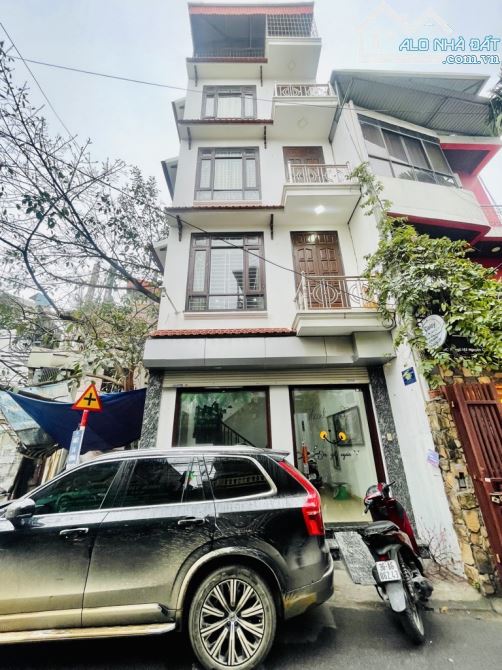 Bán nhà nguyễn chính, Ô tô tránh, gần 50m2, 5 tầng, kinh doanh, 14.2 tỷ