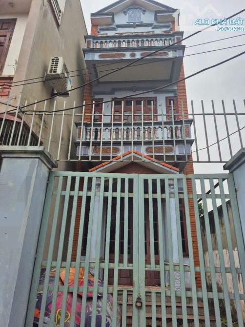 B.Á.N NHÀ  ĐAN PHƯỢNG , VÀI BƯỚC RA Ô TÔ,  , NGÕ THÔNG, DÂN XÂY Ở SƯỚNG 70M2, 6 TỶ 2 Ỷ
