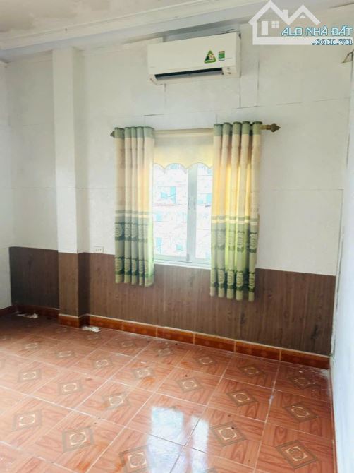 B.Á.N NHÀ THỊ TRẤN ĐAN PHƯỢNG ,  Ô TÔ TRÁNH,  , NGÕ THÔNG,  KINH DOANH ĐỈNH  43M2, 6 TỶ 7
