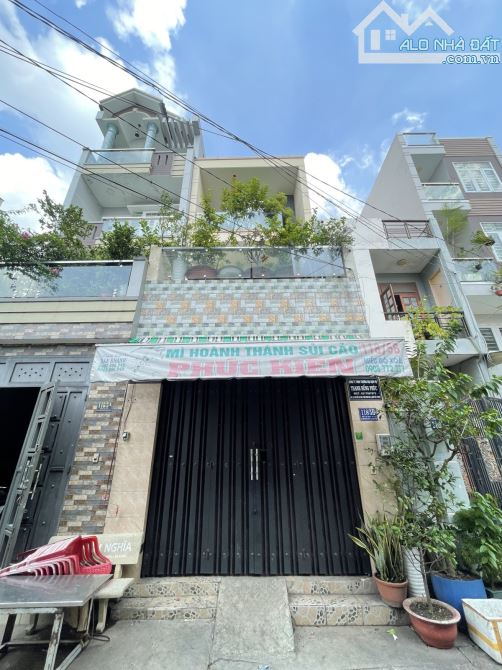 ➡️BÁN NHÀ LÊ VĂN QUỚI 3 TẦNG, HẺM Ô TÔ , 60m2, NHÀ Ở NGAY GIÁ NGỘP CHỈ 5TỶ X.