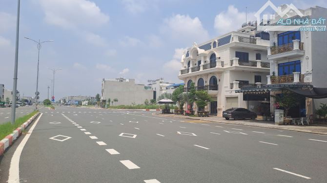 CHÍNH CHỦ Gửi BÁN LÔ ĐẤT TÁI ĐỊNH CƯ - GIÁ TỐT - PHÁP LÝ RÕ RÀNG - Mặt Tiền Kinh Doanh.