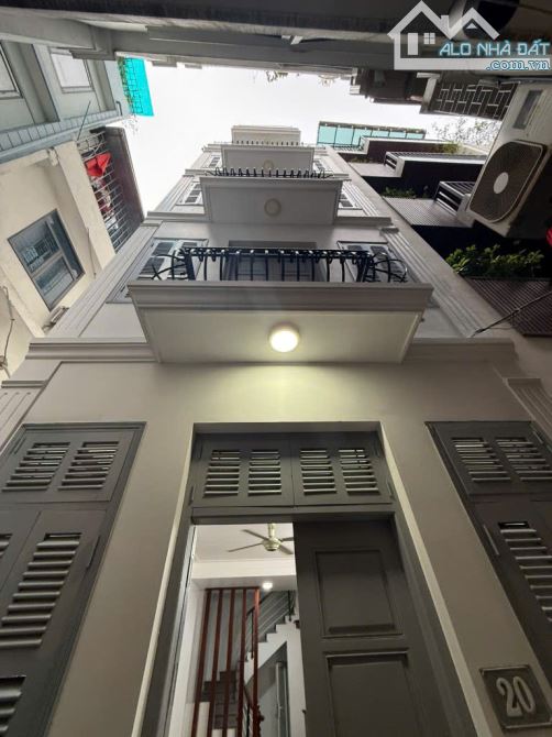 Bán nhà phố Minh Khai, đối diện Timecity - LÔ GÓC 3 MẶT THOÁNG - 37m2 x 5 Tầng, ở ngay