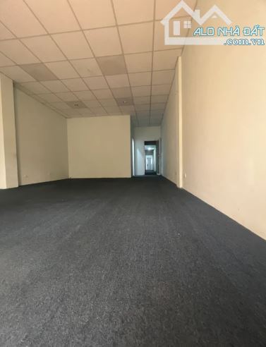 Khách sạn đang cho thuê 250tr/tháng ,7 tầng mặt tiền Nguyễn Thị Minh Khai, 125 tỷ