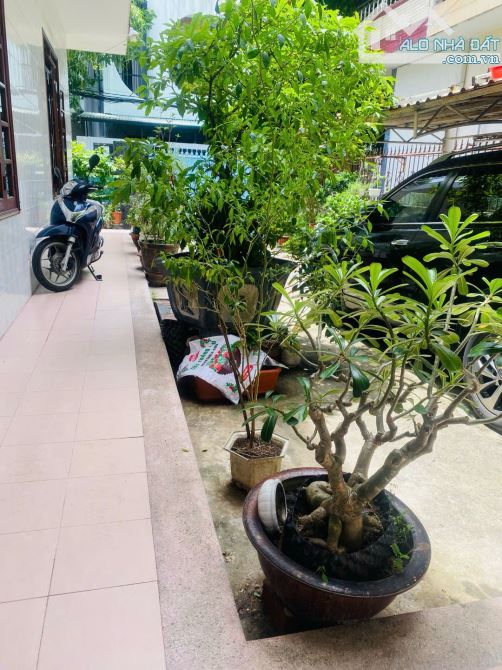 HÀNG ĐẸP GIÁ RẺ - NHÀ 2 TẦNG NGUYỄN ĐỨC TRUNG – DIỆN TÍCH KHỦNG – NGANG 10.5M – BÁN NHANH