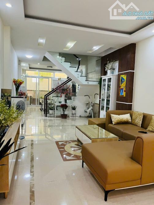 ĐỊNH CƯ Bán Nhà Đẹp 5 Tầng Xe Hơi Thông Kỳ Đồng, 41m2, 7.7 Tỷ