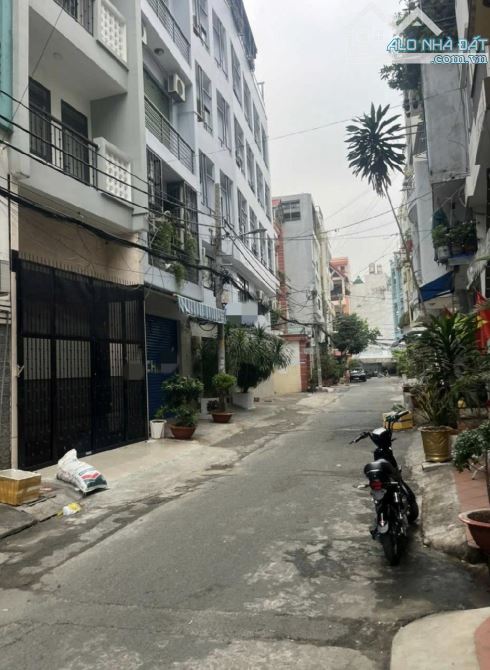 Khu Bàu Cát - Nguyễn Hồng Đào - 65m2 * 5 Tầng - ngang 4m - đường xe tải nhựa thông