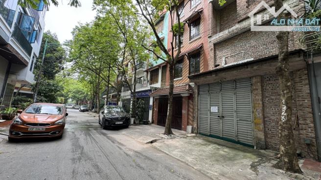 Giá đầu tư bán nhanh  LK Xa La 75m mt5m kinh doanh nhỉnh 14 tỷ