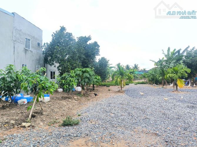 Bán đất đường 6 Long Bình sát Vihome quận 9 TP Thủ Đức
