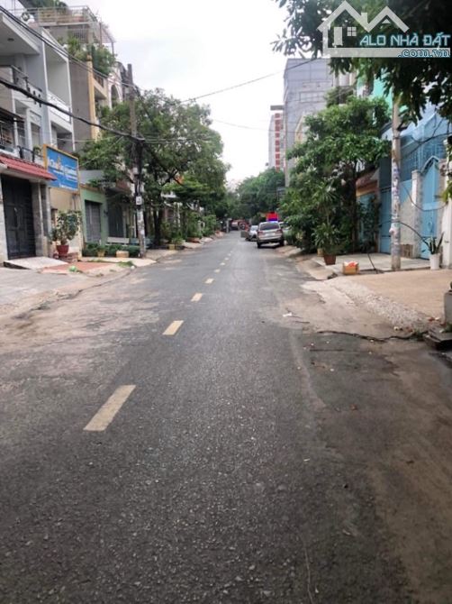 Bán nhà 3 tầng đường Trần bá Giao phường 5 quận gò vấp