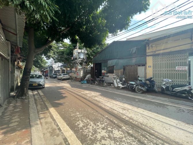 BÁN LÔ ĐẤT 76M MẶT NGÕ ÂU CƠ ĐẦU LẠC LONG QUÂN, VỈA HÈ RỘNG, 9.1 TỶ