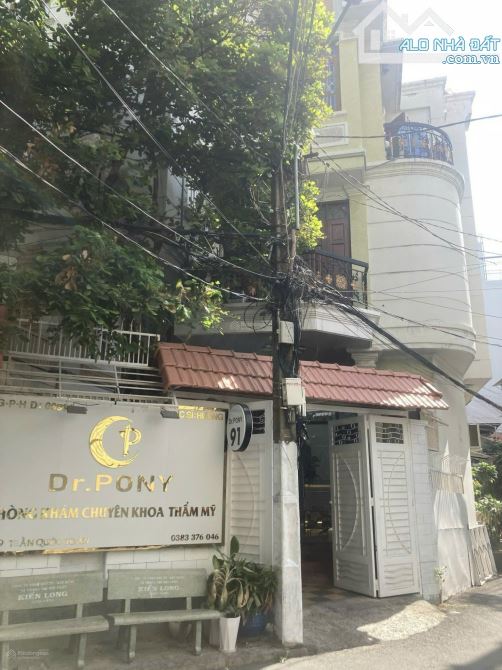 Bán biệt thự góc 2MT 357A / Nguyễn Trọng Tuyển, Phường 1, Quận Tân Bình