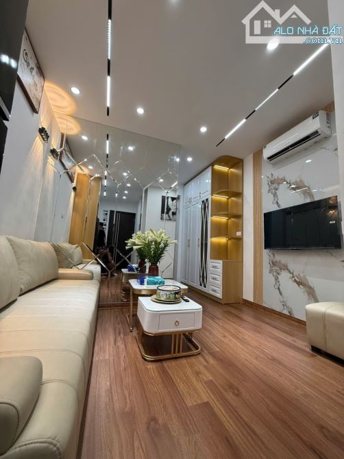💥 CĂN HỘ TT THUỐC LÁ THĂNG LONG, CĂN GÓC SIÊU ĐẸP – Ô TÔ ĐỖ CỬA –50M2-3N