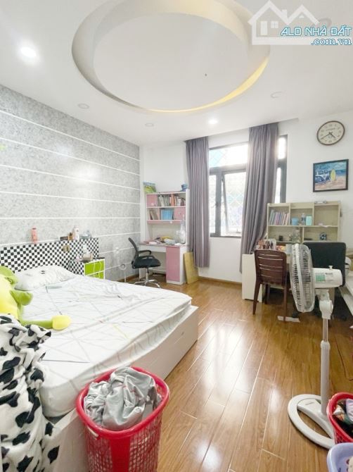 🔥DIỆN TÍCH LỚN🔥80M2🔥 (4 x 20) - XE HƠI 1 TRỤC - 5 TẦNG - NGUYỄN VĂN ĐẬU - 9,3 TỶ