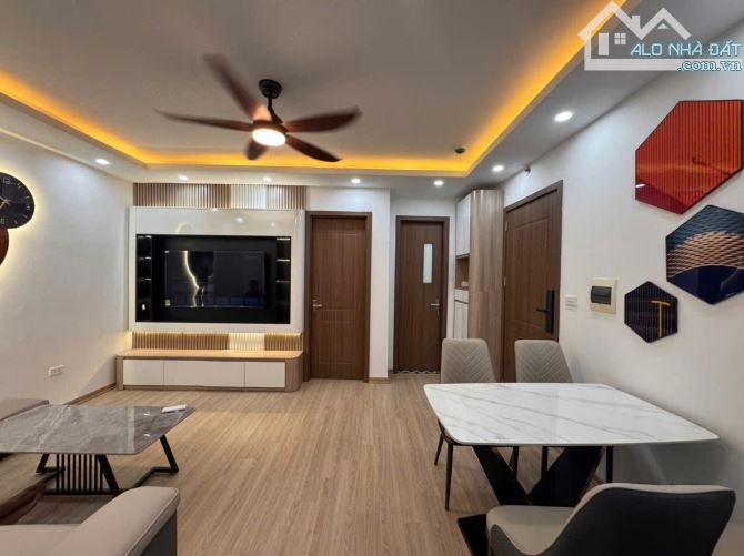 Bán căn hộ hiếm đẹp tòa VP5 Linh Đàm, Hoàng Mai, 58m2, 2 ngủ giá chỉ nhỉnh 3 tỷ