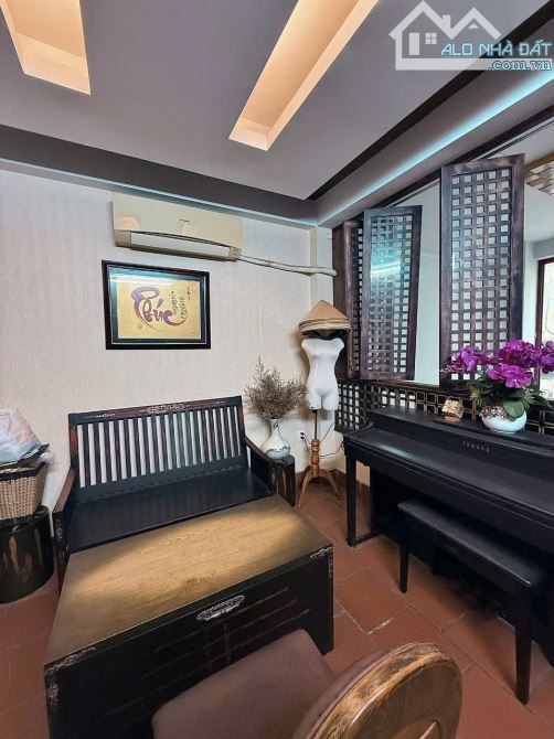 Bán Nhà HXH Nguyễn Thị Minh Khai Võ Thị Sáu Quận 3 Giá 15.5 Tỷ