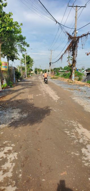 Hóc Môn bán đất diện tích rộng đường xe tải ngang 12m gần đường Dương Công Khi giá 4ty