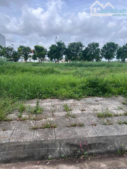 💥💥Chính chủ gửi bán 1 lô ở Khu đô thị xanh Tân Quang Minh giá siêu tốt 75m chỉ 2,6x tỷ