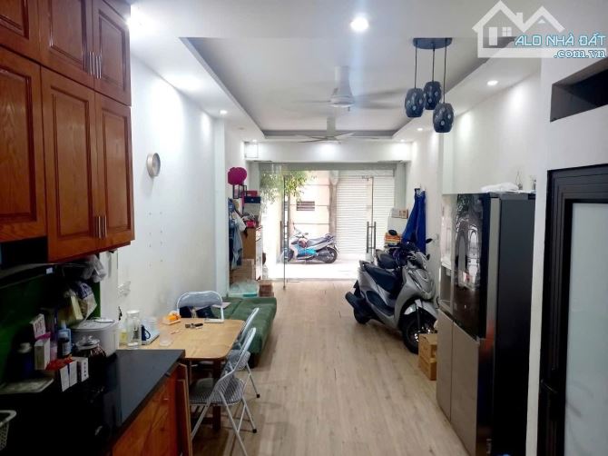 🔥🌷SIÊU PHẨM-GARA ÔTÔ-KINH DOANH NHÀ MỚI ĐẸP GIÁ HẠT DẺ-Cổ Nhuế 2 42m-5 Tầng Bắc Từ Liêm