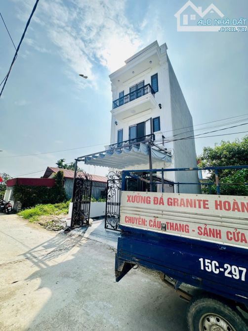 Đang hiển thị Trả theo ngày Ngõ Thông hàng cực Hiếm tại An Dương giá chỉ hơn 2 tỷ ngõ ô t