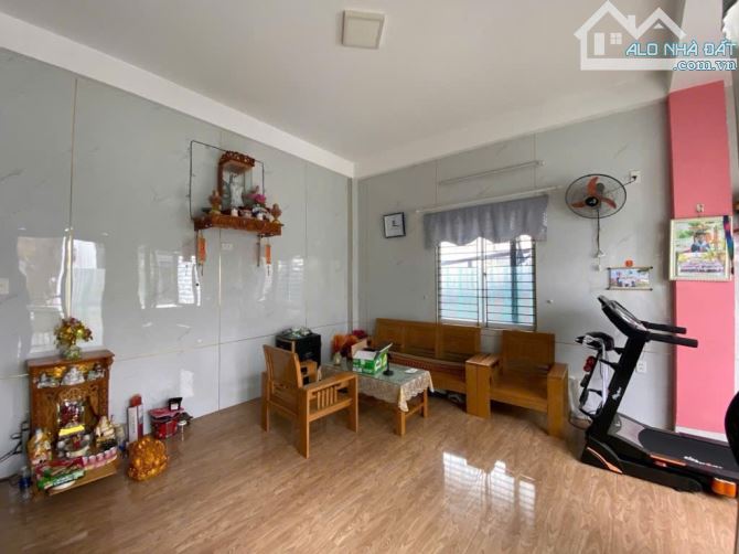 Bán dãy trọ 2 tầng, 90 m2, ngang 7m, 5 tỷ 850, đường Chế Lan Viên, Mỹ An, Đà Nẵng