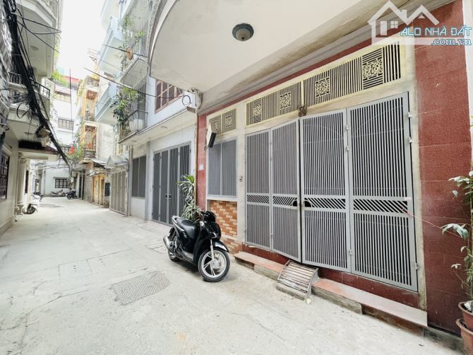 BÁN NHÀ PHỐ PHÁO ĐÀI LÁNG - ĐỐNG ĐA - Ô TÔ CẤT NHÀ - 2 THOÁNG - 50m2 - 15 TỶ