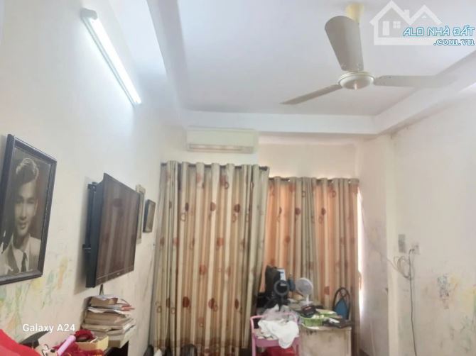 HÀNG HIẾM! BÁN NHÀ 3 TẦNG HẺM XE HƠI NGUYỄN CẢNH CHÂN, P. CẦU KHO, Q.1 GIÁ CHỈ NHỈNH 8 TỶ - 1