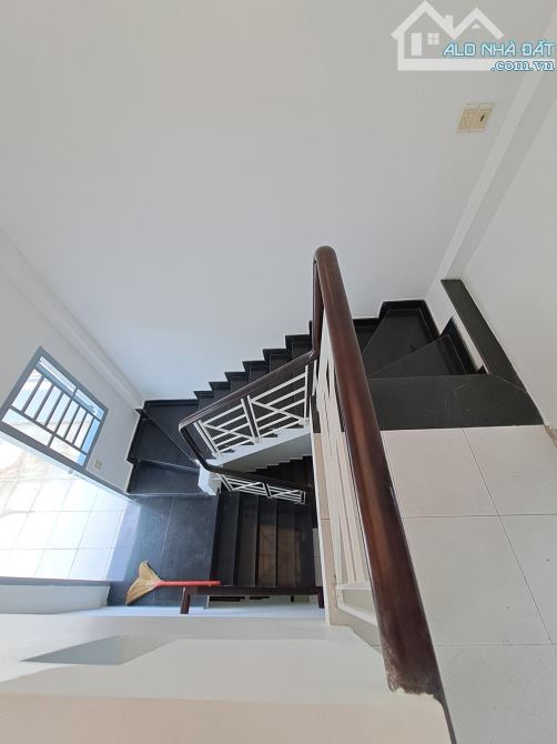 💥GÒ DẦU - TÂN PHÚ - HẺM XE HƠI QUAY ĐẦU - 50M2 - 3 TẦNG - NHỈNH 5 TỶ CÒN TL - 1