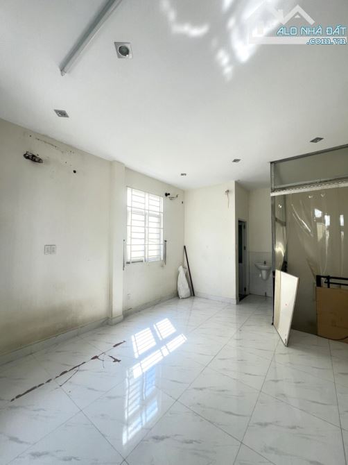 Hiếm! Nhà 3 Mặt Tiền – 3 Tầng – Trung Tâm Trường Thọ – Đang Cho Thuê 14tr/Tháng – Giá Tốt - 1