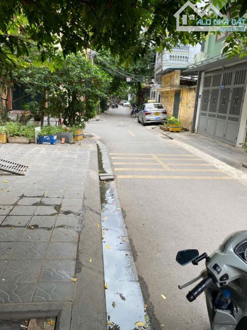 BÁN NHÀ KHU ĐẦM TRẤU, Ô TÔ TRÁNH, VỈA HÈ, LÔ GÓC, KINH DOANH, 120M2X MT 8,1M GÍA 34 TỶ - 1