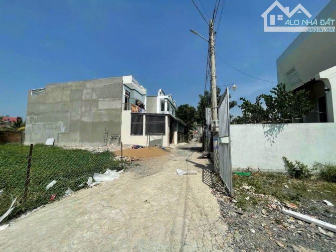 Đất ngộp cần bán gấp SHR thổ cư 5x24m chỉ 1 tỷ - 1