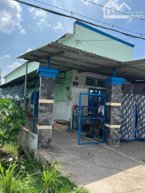 Bán Dãy trọ 10 phòng 240m2 đường Nguyễn Thị Lắng, Sổ riêng, gần KCN Tân Phú Trung, 1 tỷ850 - 1