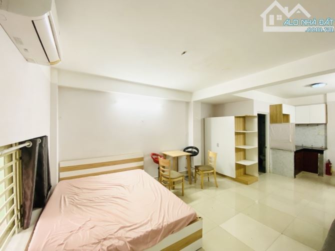 Mặt tiền Tân Sơn Q. Tân Bình, 6T - 100m2 dòng tiền 80tr chỉ 180tr/m2 - 1