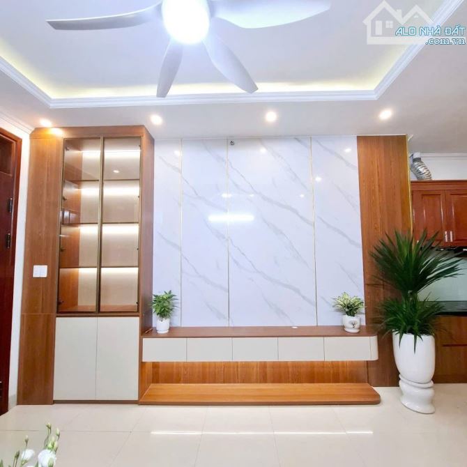 NHÀ THIẾT KẾ ĐẸP THẠCH BÀN ,CỔ LINH - 48M 5,45TY -BAN CÔNG -VIEW THOÁNG - 5 TẦNG NGÕ RIÊNG - 1